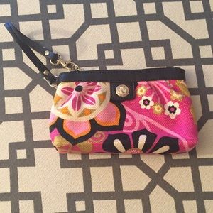 Spartina Wristlet!